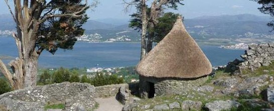 Vistas do monte Santa Tegra cara á desembocadura