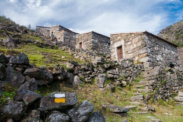 Panorámica costeira dende os muíños do Folón