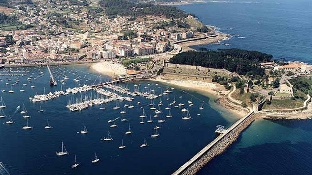 Autoestrada rumbo a Santiago de Compostela