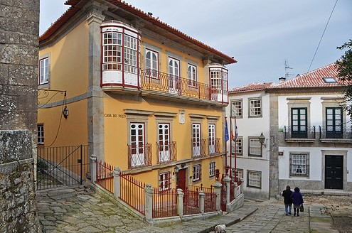 Tendas tradicionais dentro da fortaleza de Valença
