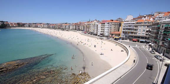 Porto deportivo de Sanxenxo con embarcacións